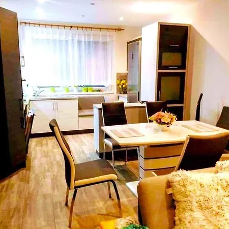 Vakantiehuis Pohadka- V Srdci Palavy A Lednice *