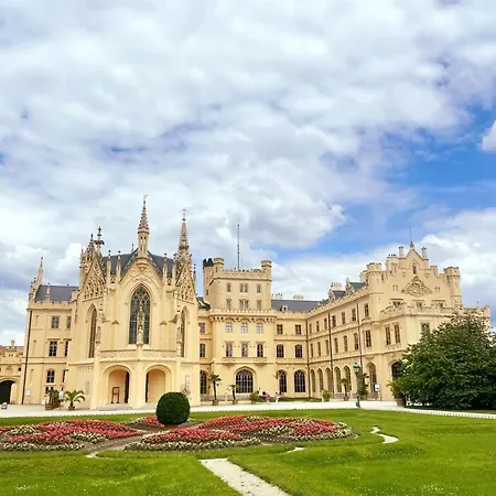 Pohadka- V Srdci Palavy A Lednice * Rakvice